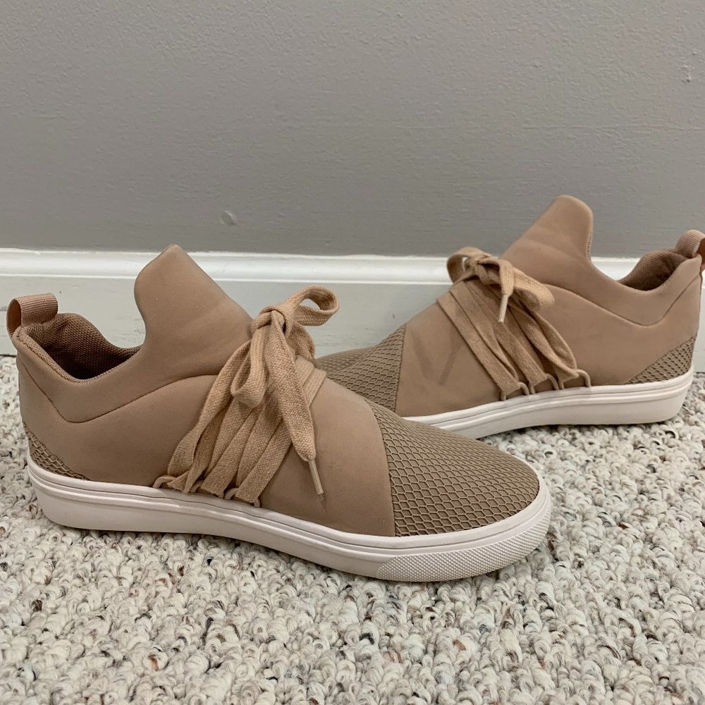 Steve Madden blush lander sneakers